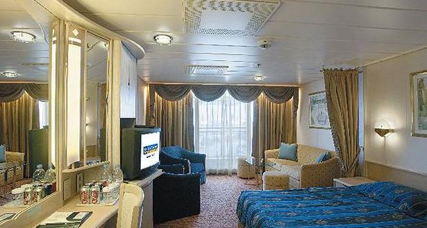 Suite a bordo del Vision of the Seas CRUCEROS EN SUITE ROYAL CARIBBEAN VISION OF THE SEAS